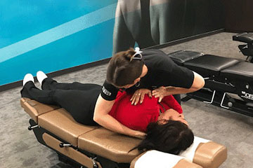 The Joint Chiropractic Shorewood Patient Adjustment