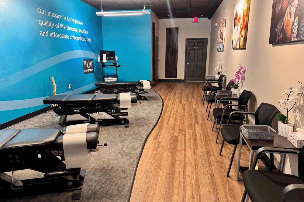 The Joint Chiropractic Snellville Adjustment Bay