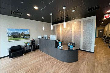 Red Oak Clinic interior image