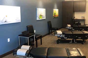 The Joint Chiropractic Rockford Forest Plaza Adjustment Bay