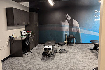 The Joint Chiropractic Midtown Memphis Adjustment Bay