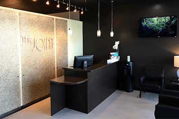 The Joint Chiropractic Greenlawn Front Desk