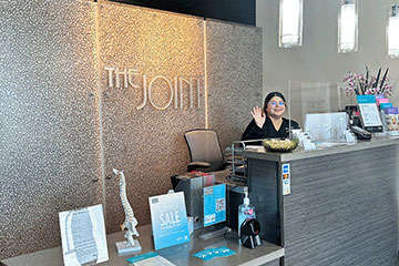 The Joint Chiropractic Balboa Front Desk