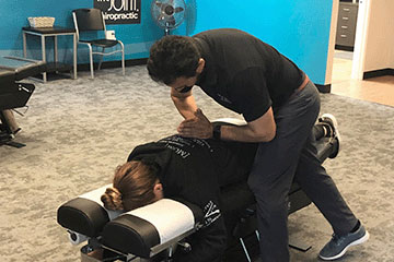 The Joint Chiropractic Meridian Patient Adjustment