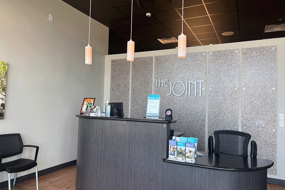 The Joint Chiropractic Rogers Front Desk