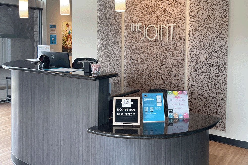 The Joint Chiropractic River Oaks Front Desk