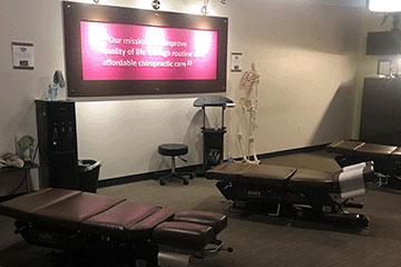 Pearland Parkway Clinic interior image