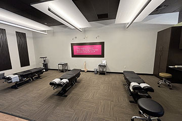 The Joint Chiropractic Edmond Adjustment Bay