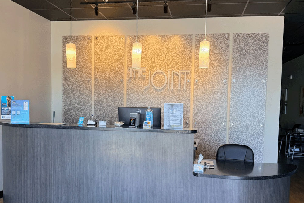 The Joint Chiropractic Greenbrier Front Desk