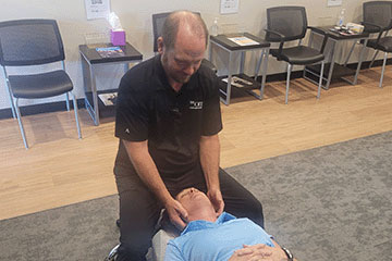 The Joint Chiropractic Anthem Patient Adjustment
