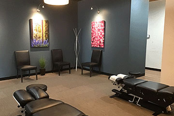 The Joint Chiropractic Greenlawn Adjustment Bay