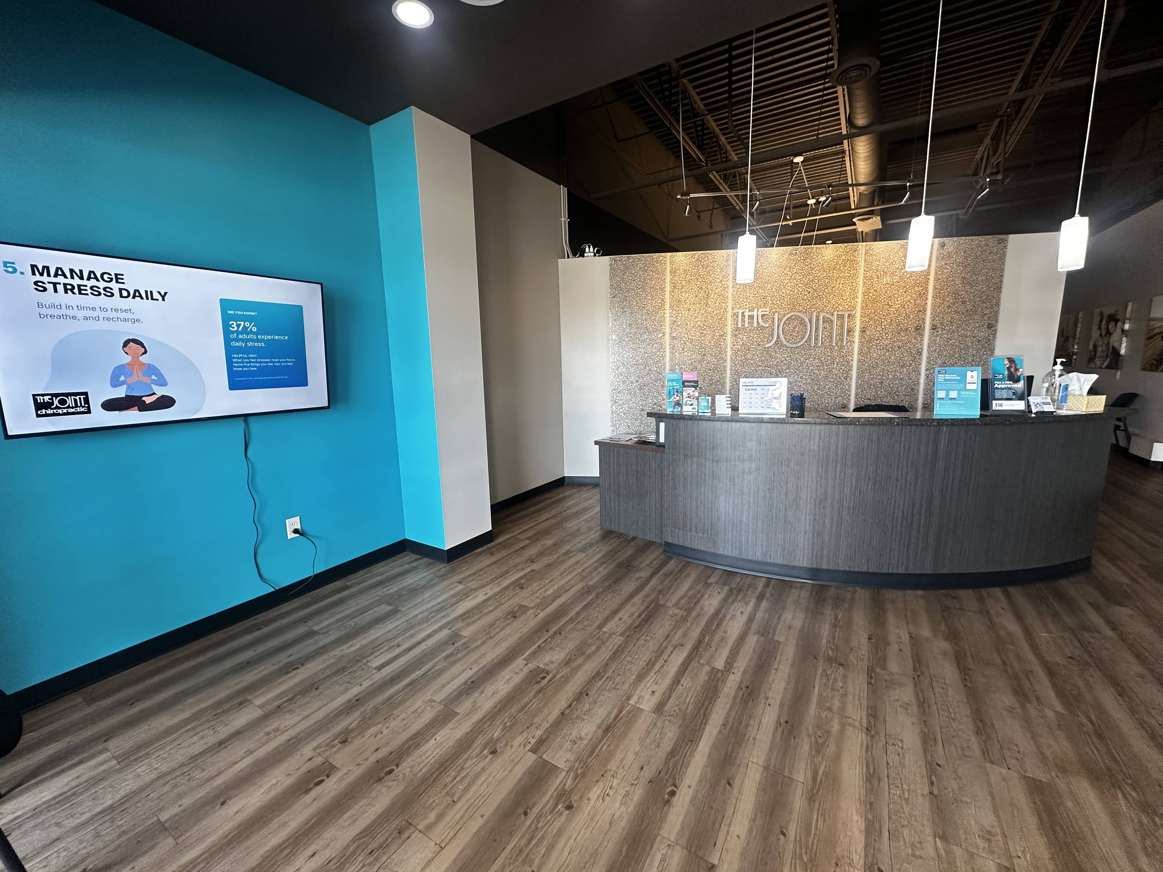 No insurance needed chiropractor in Carmel, IN