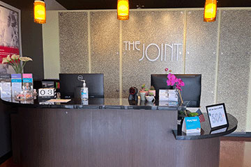 The Joint Chiropractic Clear Lake Front Desk
