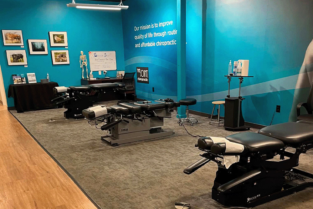 The Joint Chiropractic Hickory Adjustment Bay
