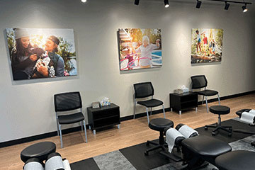 he Joint Chiropractic Gleannloch Farms Adjustment Bay